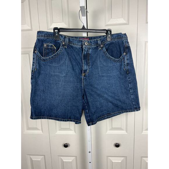 Vtg Faded Glory Shorts Womens 18 Y2K High Waist Denim Blue Jean Long 7" Inseam - Picture 5 of 6